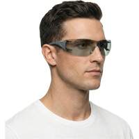 Moldex 5003M-1 Lunettes de s&eacute;curit&eacute; Adapt Lite, Lentille Int&eacute;rieur/ext&eacute;rieur, Antibu&eacute;e/Anti-&eacute;gratignures, ANSI Z87+/R&eacute;pond ou surpasse la norme CSA Z94.3