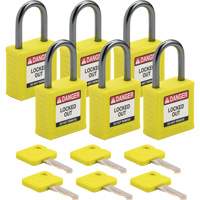Brady CPPL-YLW-25AL-KD6 Cadenas de s&eacute;curit&eacute; compact Velocity, Jaune, Cl&eacute;s diff&eacute;rentes, Nylon, Largeur de 1-1/4"