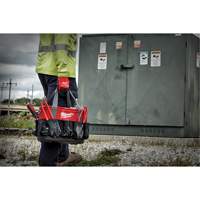 Milwaukee 48-22-8275 Sac ovale utilitaire, Nylon balistique, 24 pochettes, Noir/Rouge