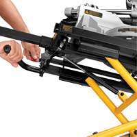 DEWALT DWX726 Heavy-Duty Rolling Mitre Saw Stand