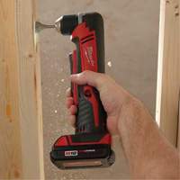 Milwaukee 2615-20 Perceuse &agrave; angle droit sans fil M18 (outil seulement), 18 V, Mandrin 3/8", Lithium-ion