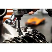 Gearwrench 84905 12-Piece 1/4" Drive 6 Point Universal impact Metric Flex Socket Set