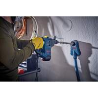 Bosch RH328VC Marteau rotatif SDS-Plus, 1-1/8", 8 A, 0-4000 Coups/min, 0-900 Tr/min, 2,4 lb-pi.