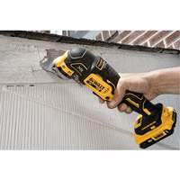 DEWALT DCS356B Outil polyvalent oscillant  &agrave; 3 vitesses sans balais Max XR (outil seulement), 20 V, Lithium-ion