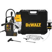 DEWALT DWE1622K Perceuse magn&eacute;tique &agrave; 2 vitesses, 2", Pression de la pointe 741 lb