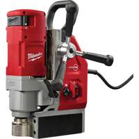 Milwaukee 4272-21 Electromagnetic Drill Kit, 1-1/2"/1-5/8", 600 lbs. Drill Point Pressure