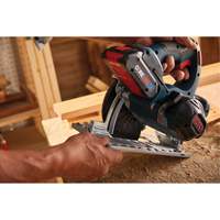 Robert Bosch CCS180B Scie circulaire &agrave; lame gauche (outil seul), 6-1/2", 18 V