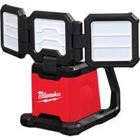 Milwaukee 2368-20 Projecteur et &eacute;clairage de zone &agrave; triple panneau et puissance double ROVER, DEL, 4500 lumens