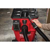 Milwaukee 0914-20 M18 FUEL NEXUS 6 Gallon Wet/Dry Vacuum with PACKOUT Compatibility & VACLINK, 18 V, 6 gal. Capacity