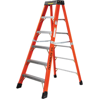 Featherlite 6806-XW Escabeaux industriels extra larges et tr&egrave;s robustes (s&eacute;rie 6800-XW), 6', Fibre de verre, Capacit&eacute; 375 lb, Type 1AA