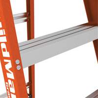 Metaltech E-SLFB12T1AA Step Ladder, 12', Fibreglass, 375 lbs. Capacity, Type 1AA