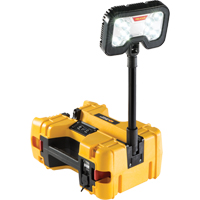 Pelican 094800-0000-245 Syst&egrave;mes d'&eacute;clairage &agrave; distance 9480, DEL, 41,1 W, 4000 lumens, Boîtier en Plastique