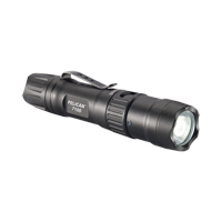 Pelican 071000-0000-110 Lampe de poche tactique 7100, DEL, 695 lumens, Piles AA