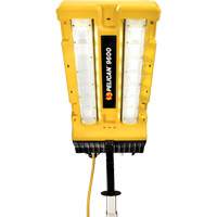 Pelican 096000-0000-245 Syst&egrave;me avec t&ecirc;te d'&eacute;clairage modulaire et support, DEL, 24 W, 3000 lumens, Boîtier en Aluminium