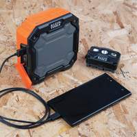 Klein Tools AEPJS3 Haut-parleur Bluetooth avec aimant et crochet (outil seulement), Lithium-ion