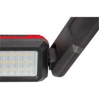 Milwaukee 2126-20 Lampe pour soubassement de carrosserie M12, Magn&eacute;tique, Rechargeable, 1200 lumens