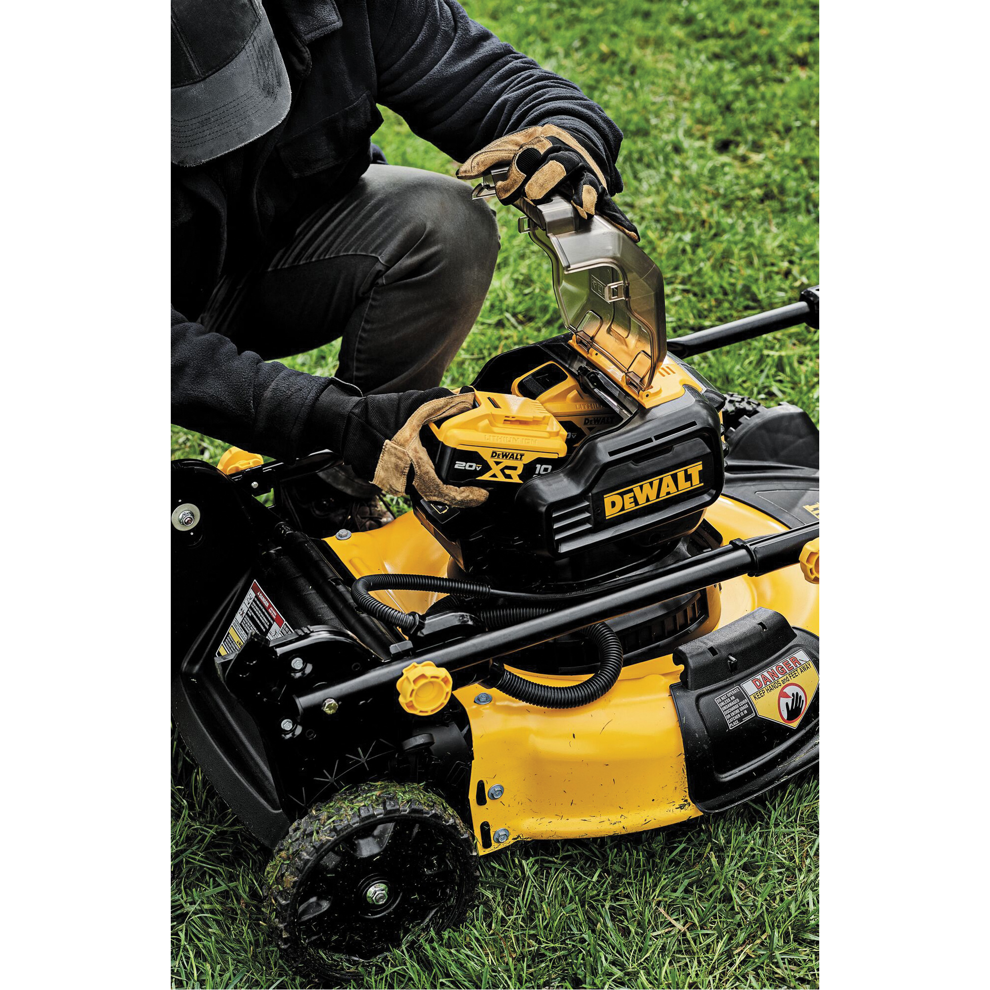 Dewalt DCMWP233U2CA 2x20V Max* Brushless Cordless Lawn Mower Kit, Push