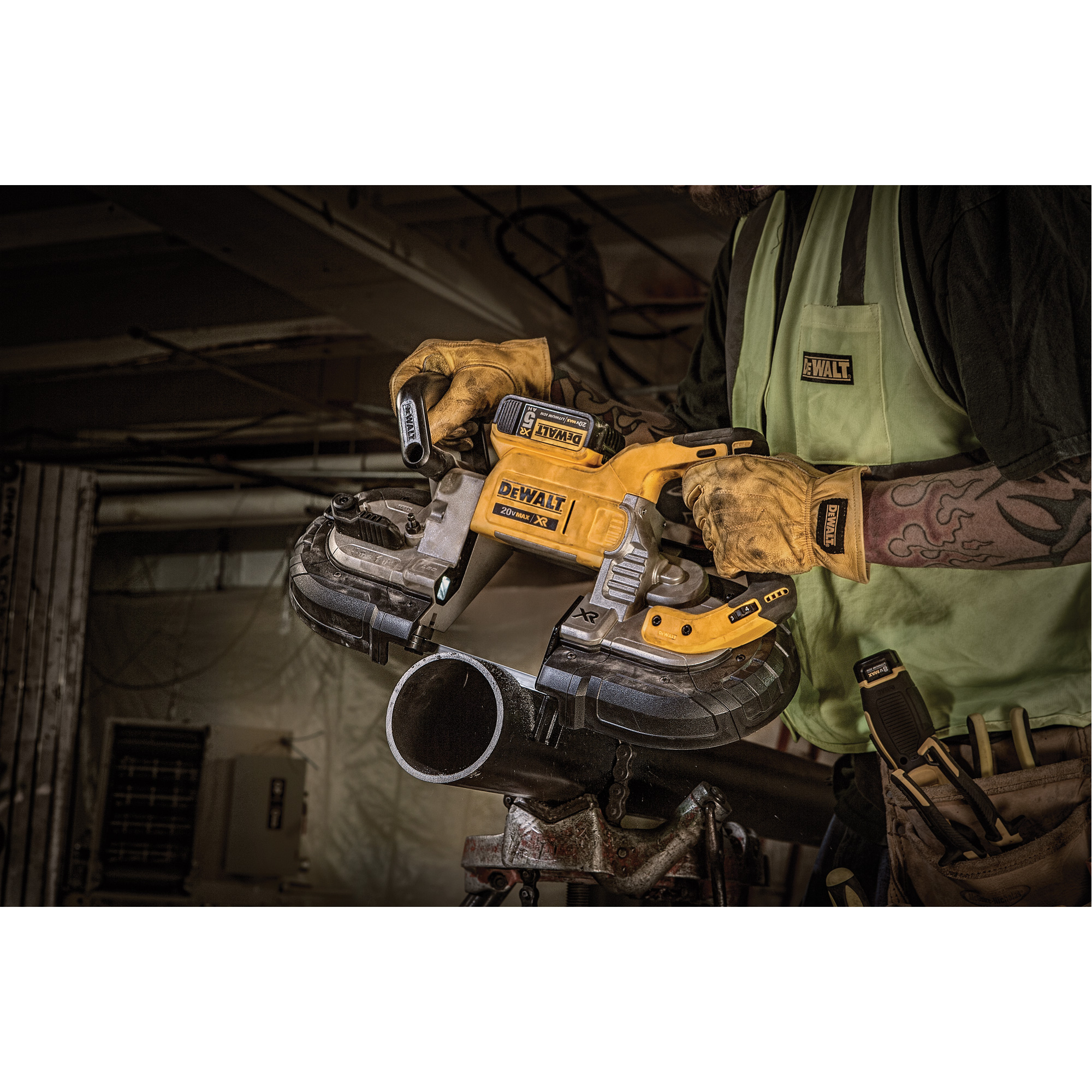 DEWALT Band Saw Kit UAD956 (DCS374P2) Shop Cordless Band Saw TENAQUIP